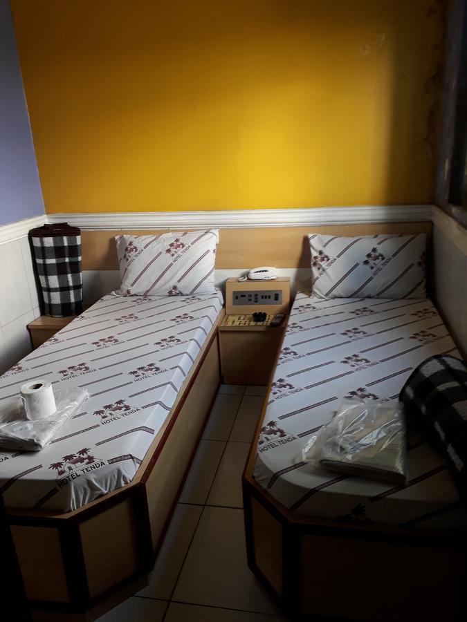 Hotel Tenda 1 Гуарульос Екстериор снимка